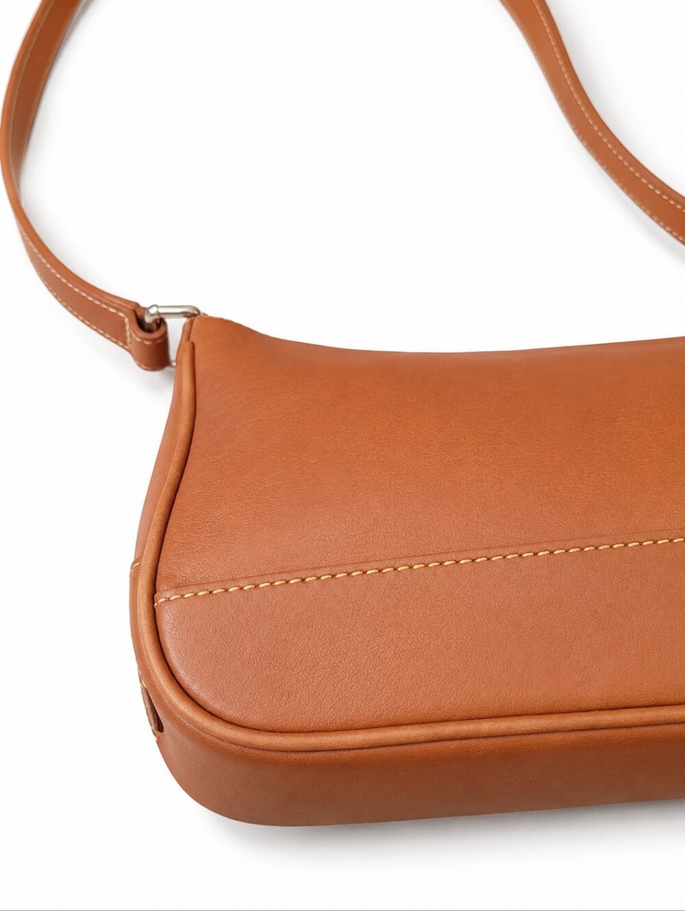 Coach Vintage Demi Hampton Caramel Leather Shoulder Bag #7587 - Picture 6 of 10